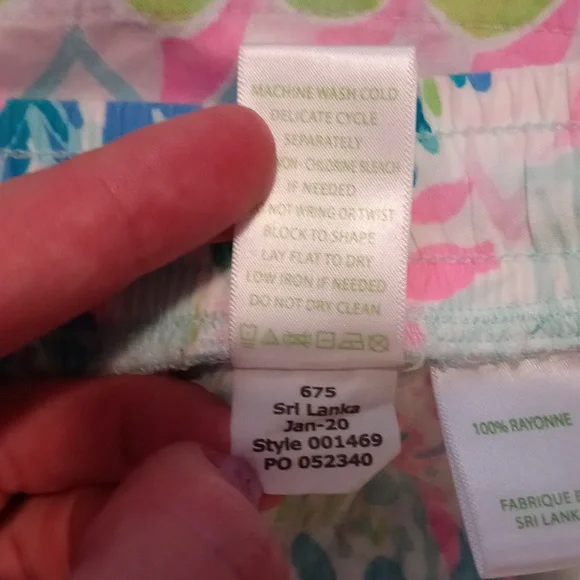 🌊HTF Lilly Pulitzer🌊 - Katia Short - Picture 11 of 15